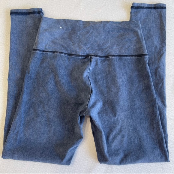 🌟AERIE leggings denim blue size medium - Picture 5 of 11